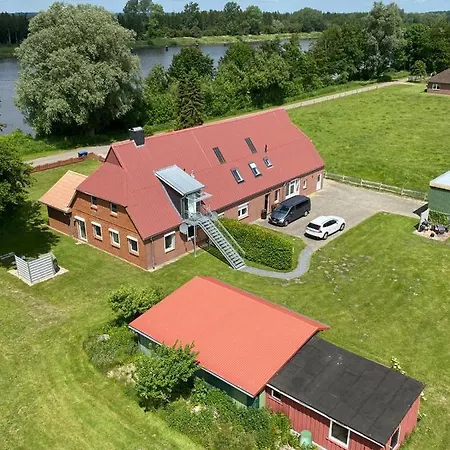 Ruhige Direkt Am Nord-ostsee-kanal Apartment *