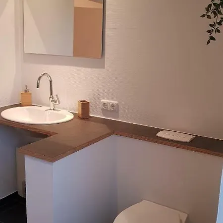 Ruhige Direkt Am Nord-ostsee-kanal